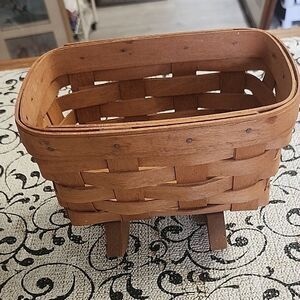 1993 Longaberger Woven Cradle  Basket